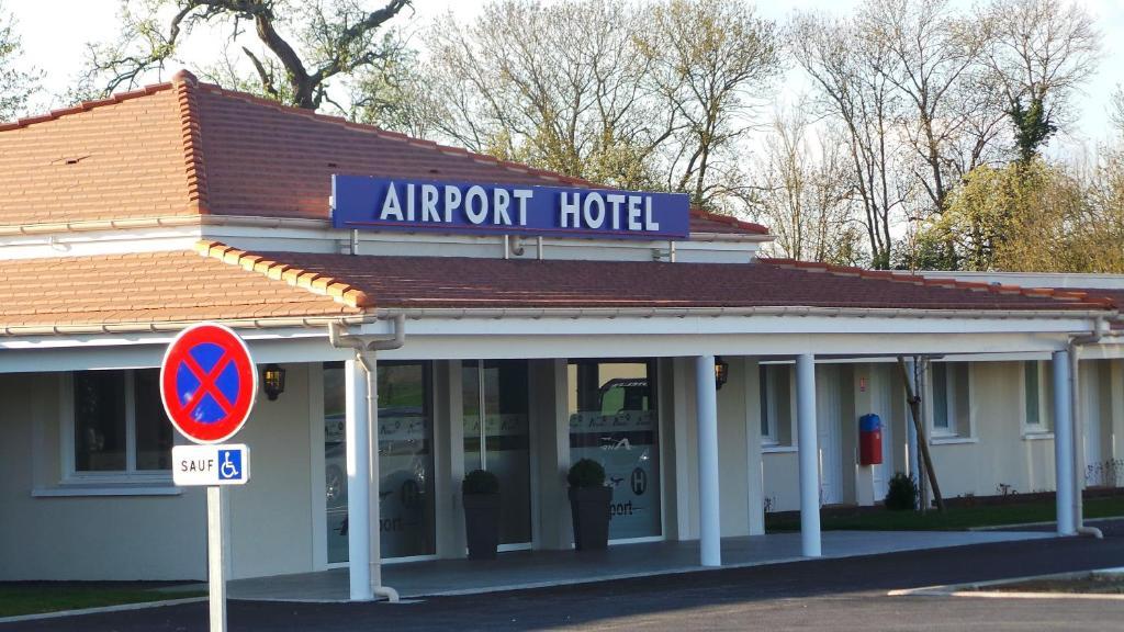 Airport-Hotel Mauregard Екстериор снимка