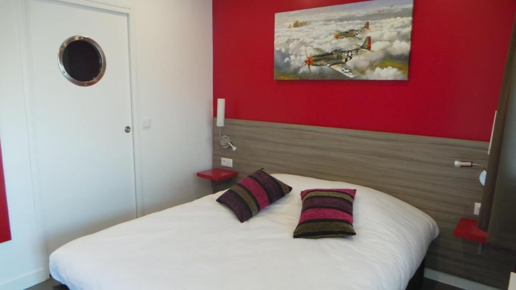 Airport-Hotel Mauregard Екстериор снимка